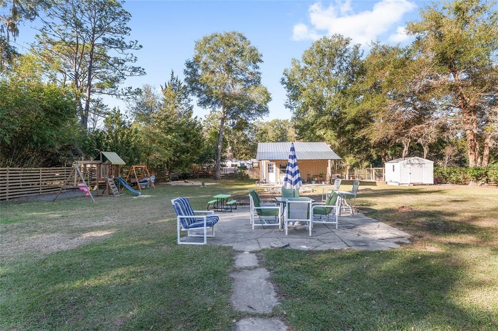 待售: $310,000 (3 贝兹, 2 浴室, 1330 平方英尺)