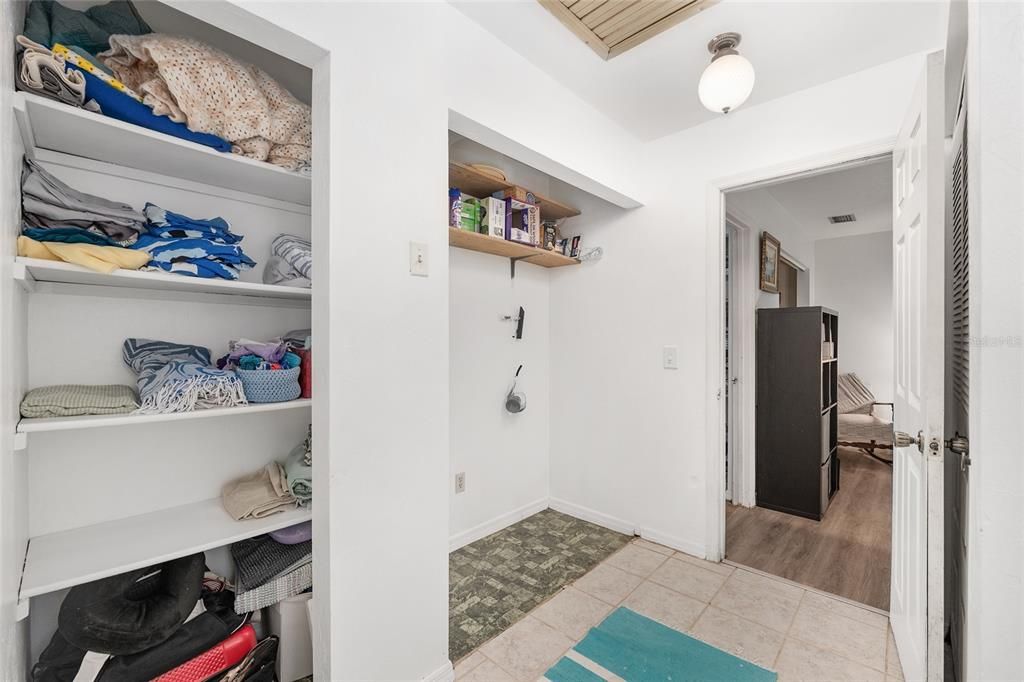 待售: $310,000 (3 贝兹, 2 浴室, 1330 平方英尺)