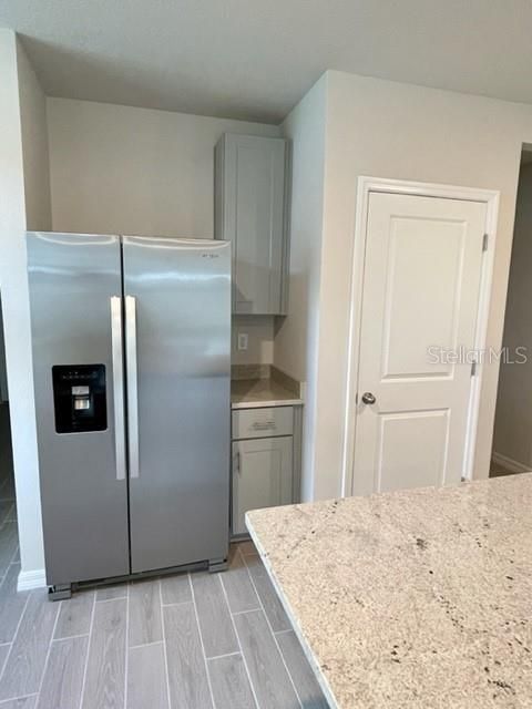 For Rent: $2,145 (4 beds, 2 baths, 1682 Square Feet)