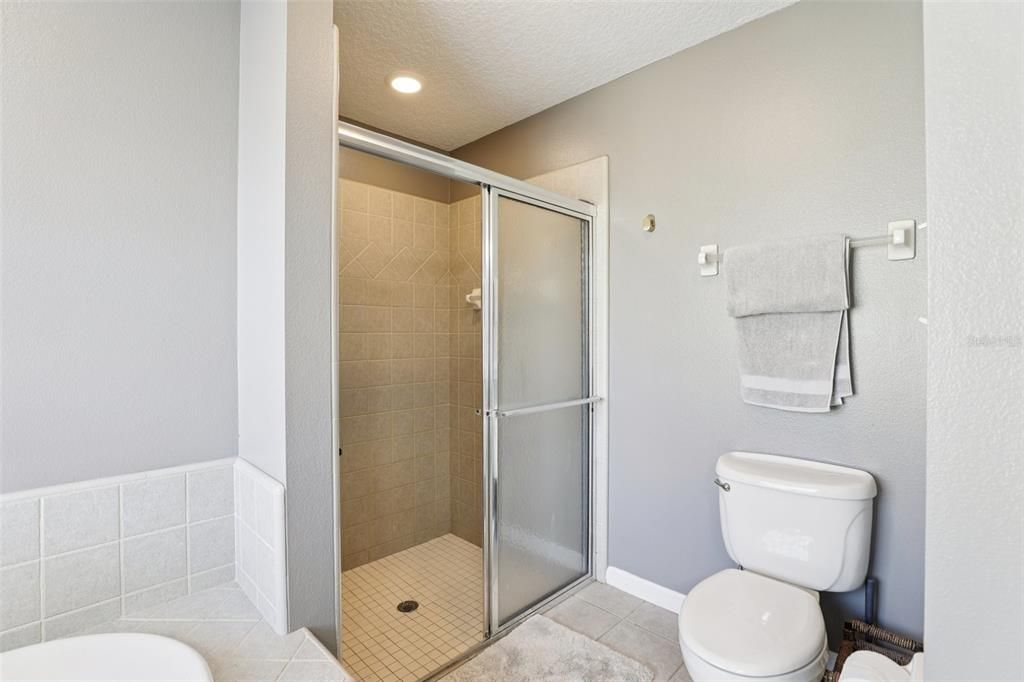 На продажу: $1,599,000 (5 спален, 4 ванн, 3824 Квадратных фут)