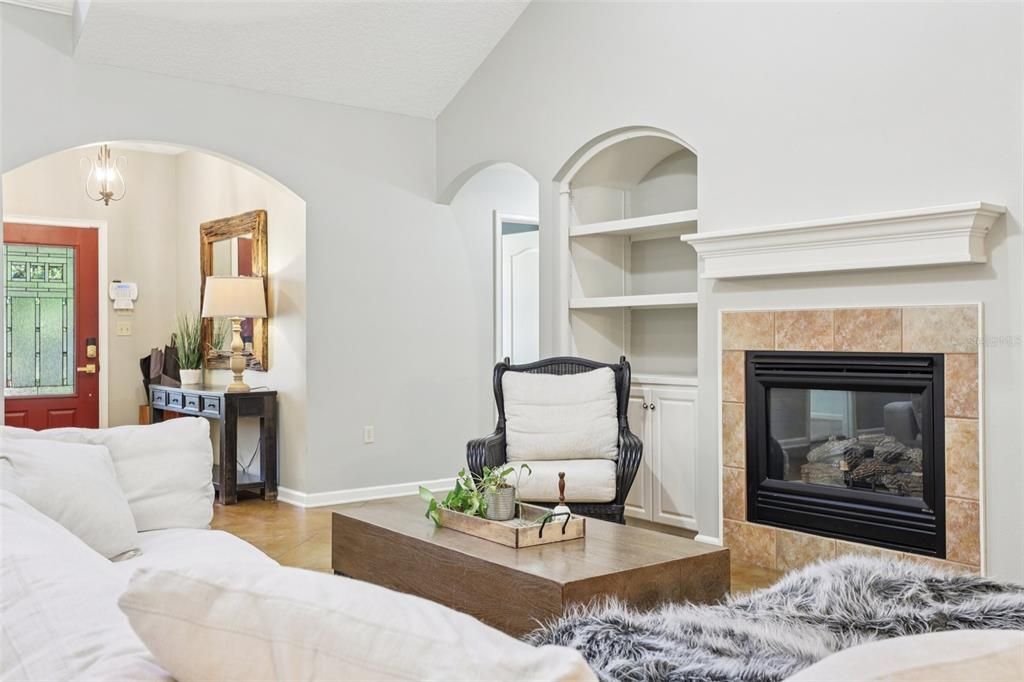 На продажу: $1,599,000 (5 спален, 4 ванн, 3824 Квадратных фут)