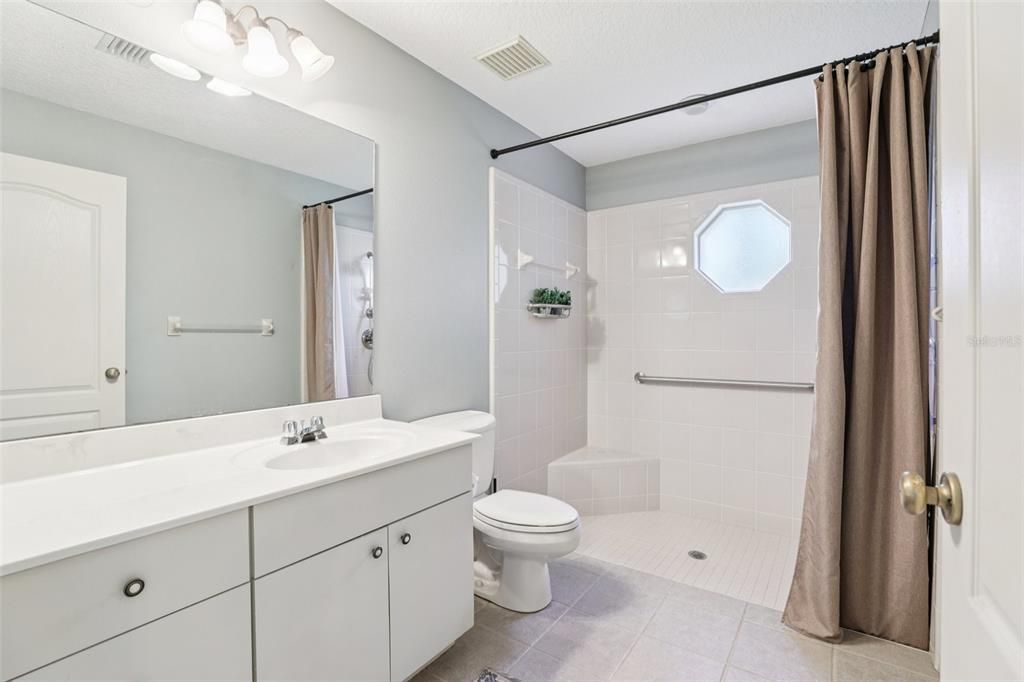 На продажу: $1,599,000 (5 спален, 4 ванн, 3824 Квадратных фут)