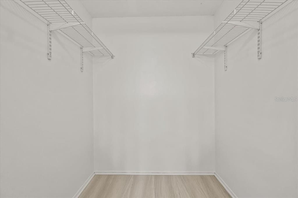 En Venta: $339,900 (2 camas, 2 baños, 939 Pies cuadrados)