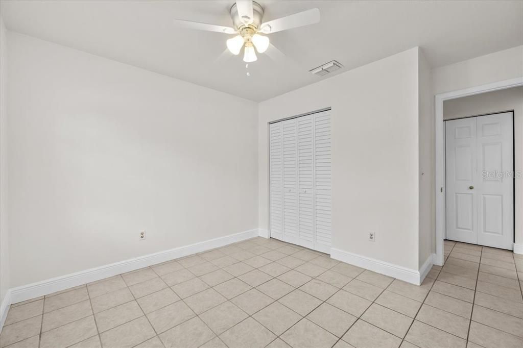 En Venta: $339,900 (2 camas, 2 baños, 939 Pies cuadrados)