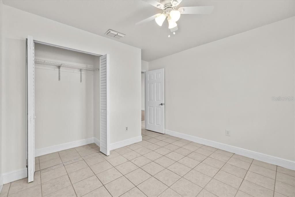 En Venta: $339,900 (2 camas, 2 baños, 939 Pies cuadrados)