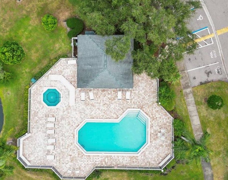 En Venta: $339,900 (2 camas, 2 baños, 939 Pies cuadrados)