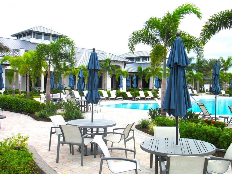 Active With Contract: $489,000 (2 beds, 2 baths, 1584 Square Feet)