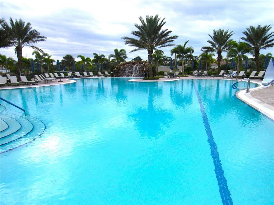 For Sale: $489,000 (2 beds, 2 baths, 1584 Square Feet)