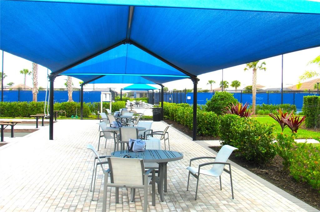 For Sale: $489,000 (2 beds, 2 baths, 1584 Square Feet)