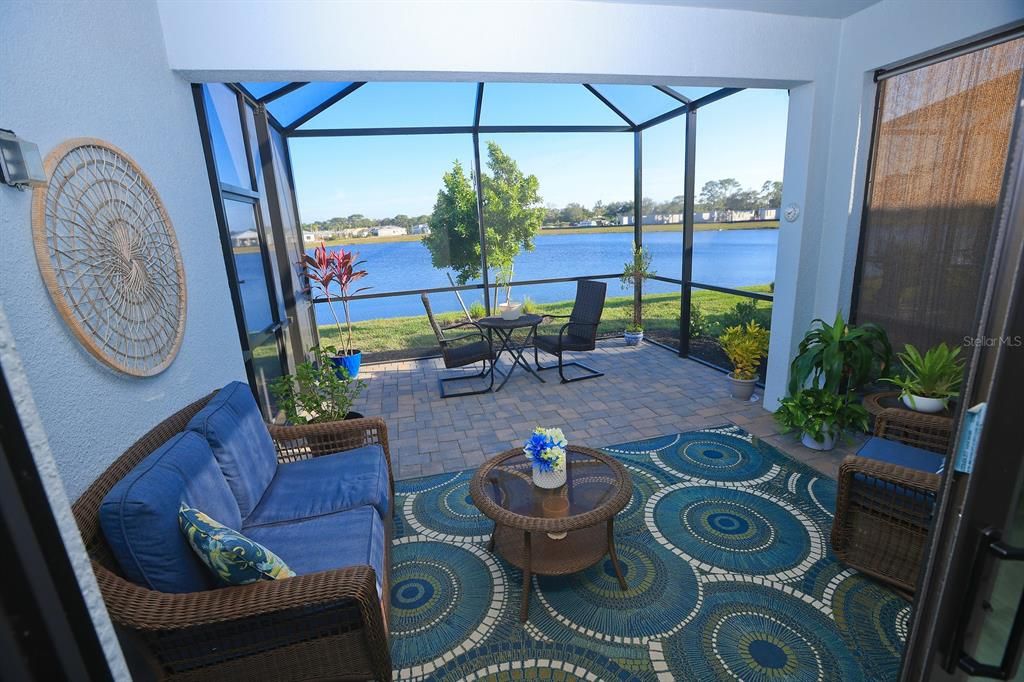 Active With Contract: $489,000 (2 beds, 2 baths, 1584 Square Feet)