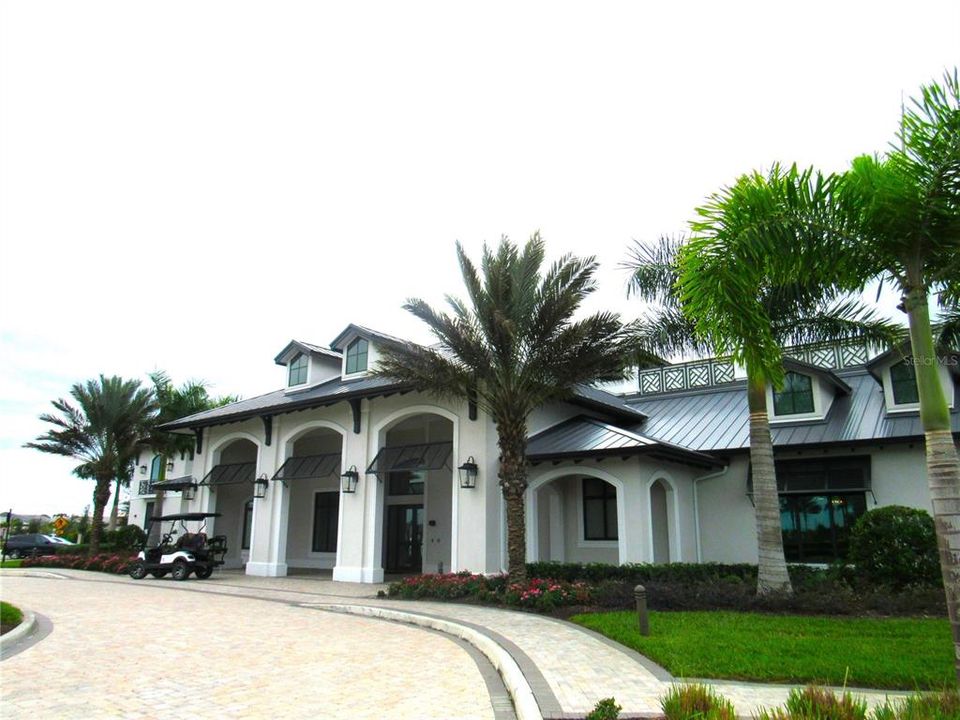 Active With Contract: $489,000 (2 beds, 2 baths, 1584 Square Feet)