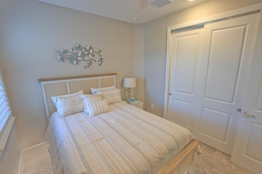 Active With Contract: $489,000 (2 beds, 2 baths, 1584 Square Feet)