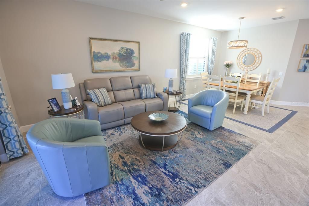 Active With Contract: $489,000 (2 beds, 2 baths, 1584 Square Feet)