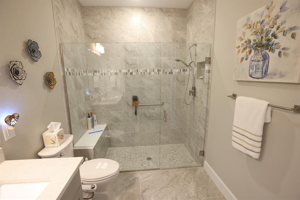 Active With Contract: $489,000 (2 beds, 2 baths, 1584 Square Feet)