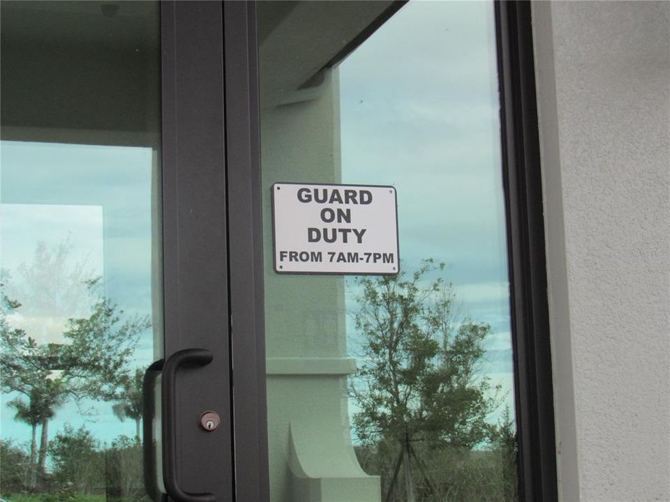 For Sale: $489,000 (2 beds, 2 baths, 1584 Square Feet)