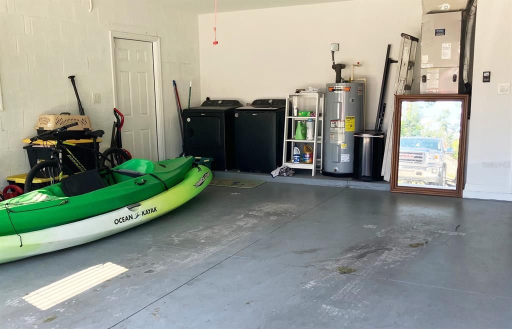 For Rent: $3,500 (3 beds, 2 baths, 1880 Square Feet)