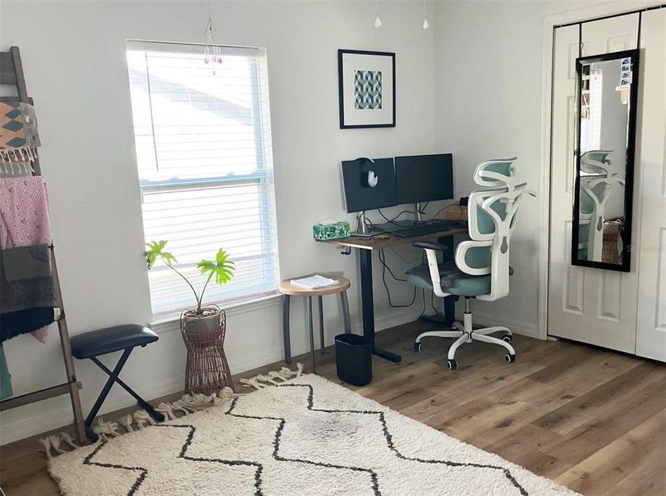 For Rent: $3,500 (3 beds, 2 baths, 1880 Square Feet)