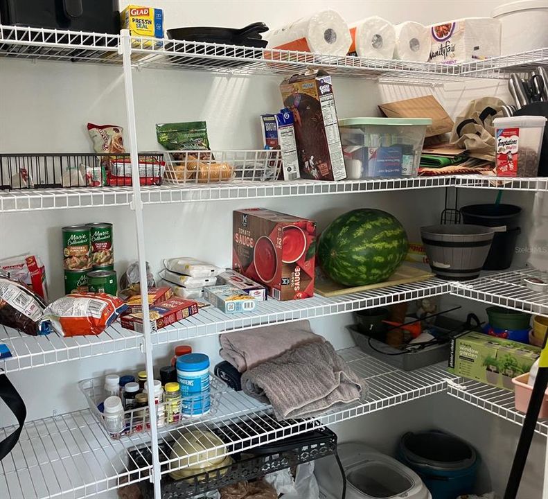 For Rent: $3,500 (3 beds, 2 baths, 1880 Square Feet)