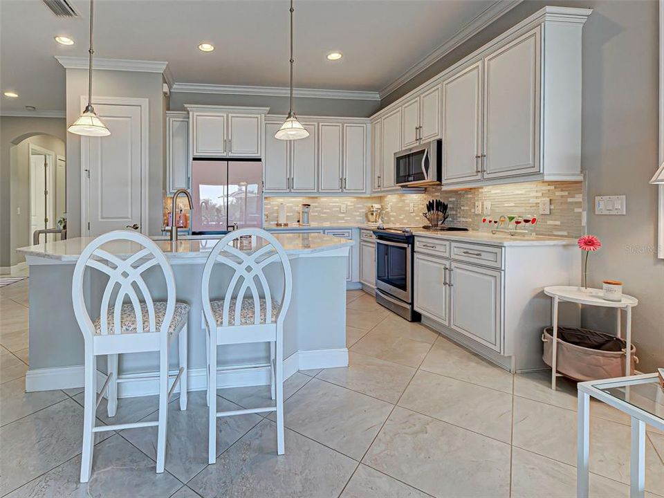 待售: $585,000 (2 贝兹, 2 浴室, 1581 平方英尺)