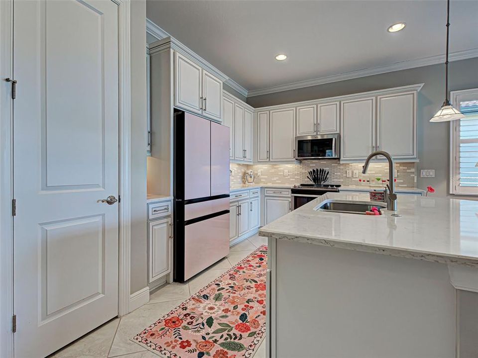 待售: $585,000 (2 贝兹, 2 浴室, 1581 平方英尺)