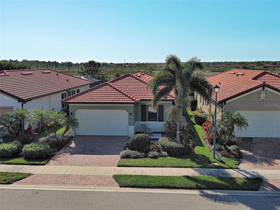 待售: $585,000 (2 贝兹, 2 浴室, 1581 平方英尺)