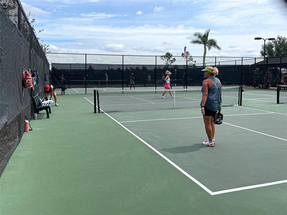 待售: $585,000 (2 贝兹, 2 浴室, 1581 平方英尺)