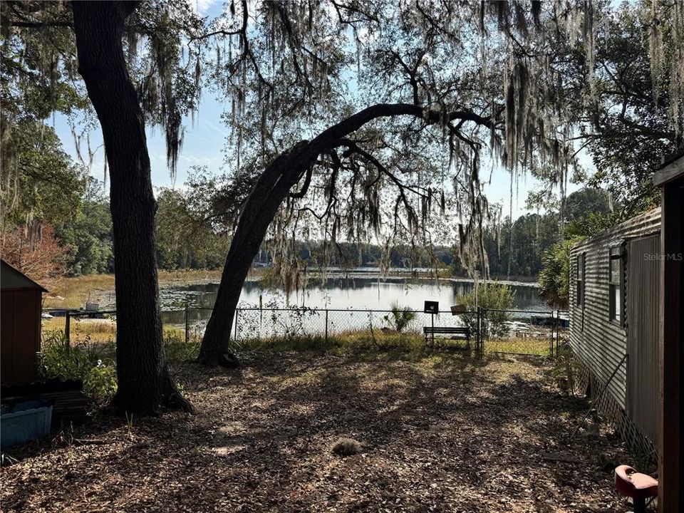 For Sale: $100,000 (3 beds, 2 baths, 1344 Square Feet)