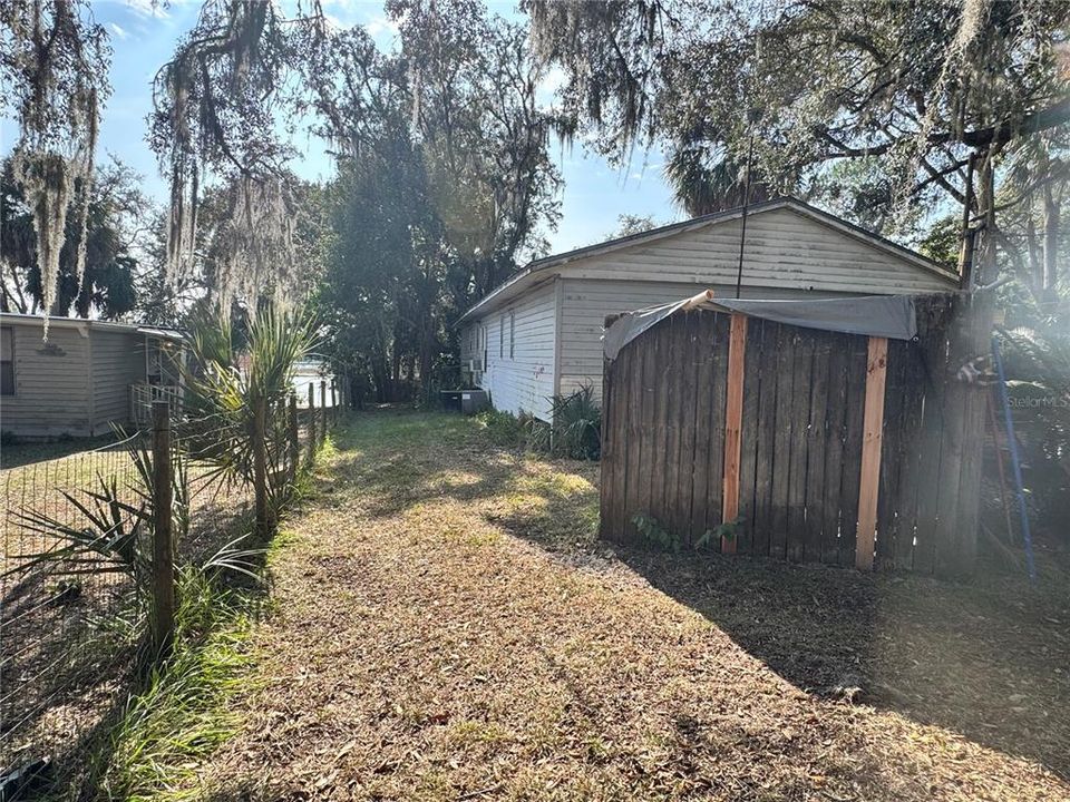 For Sale: $100,000 (3 beds, 2 baths, 1344 Square Feet)