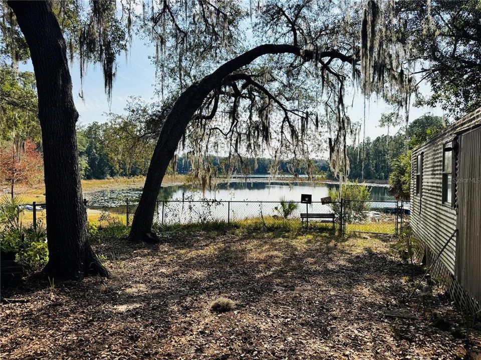 For Sale: $100,000 (3 beds, 2 baths, 1344 Square Feet)