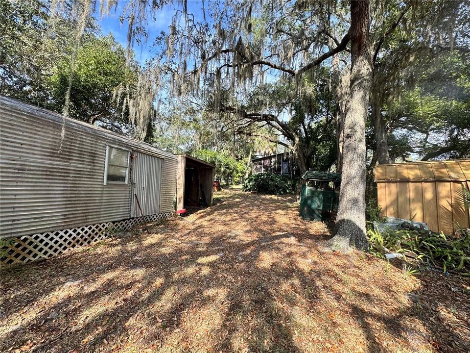 For Sale: $100,000 (3 beds, 2 baths, 1344 Square Feet)