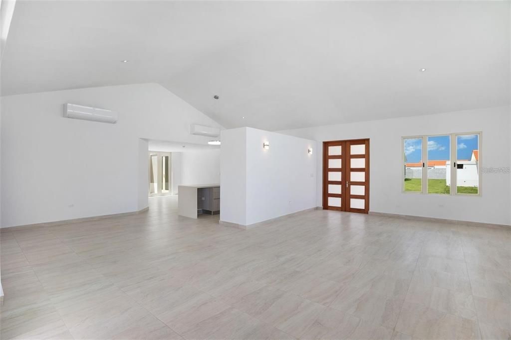 For Rent: $8,750 (4 beds, 4 baths, 3400 Square Feet)