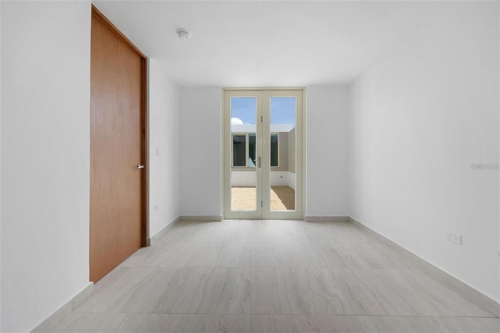 For Rent: $8,750 (4 beds, 4 baths, 3400 Square Feet)