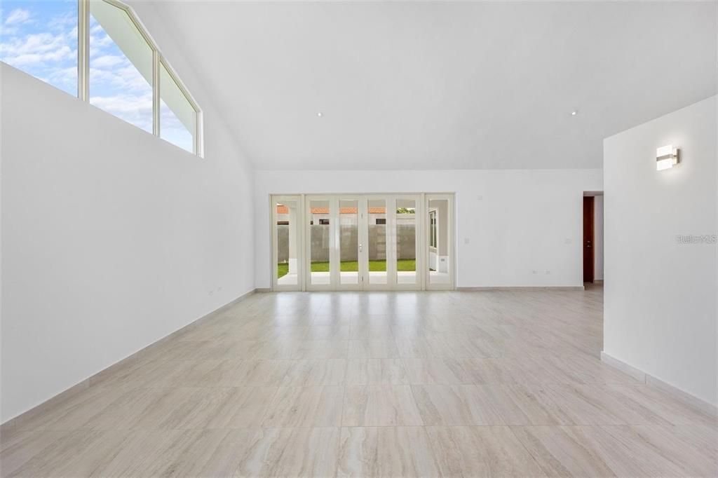 For Rent: $8,750 (4 beds, 4 baths, 3400 Square Feet)