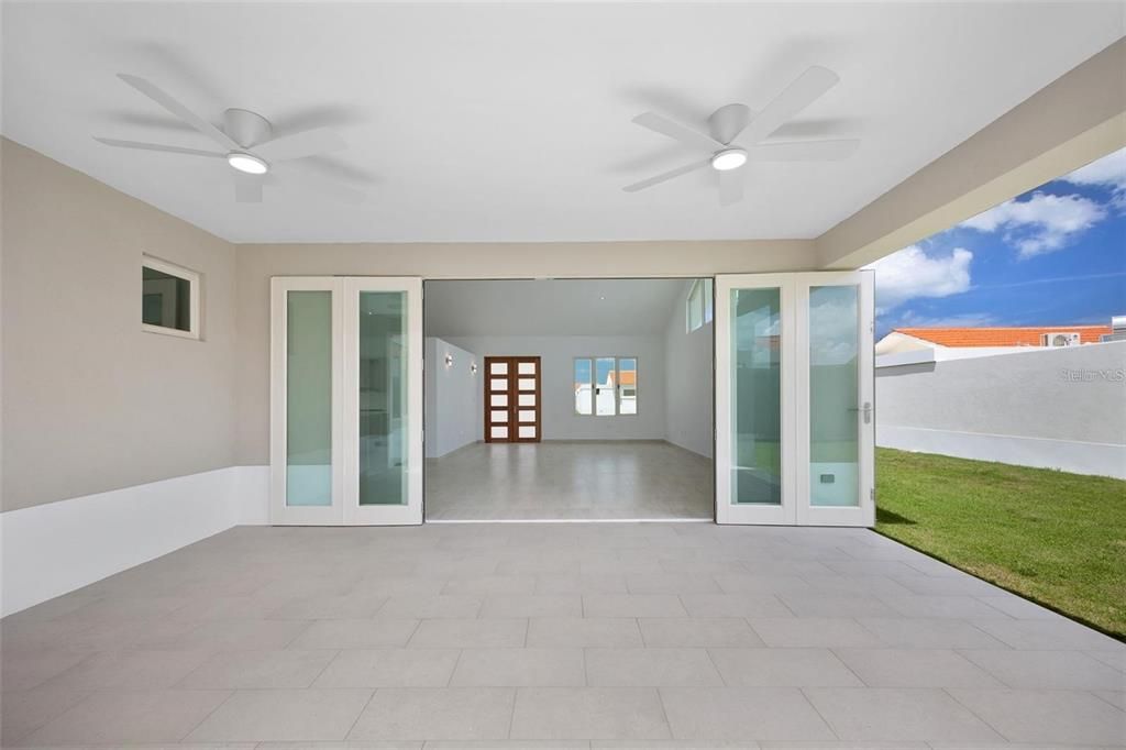 For Rent: $8,750 (4 beds, 4 baths, 3400 Square Feet)