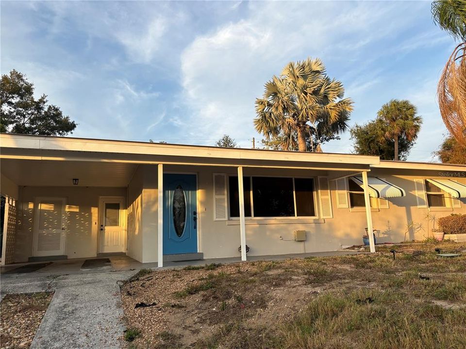 For Sale: $265,000 (2 beds, 1 baths, 1494 Square Feet)