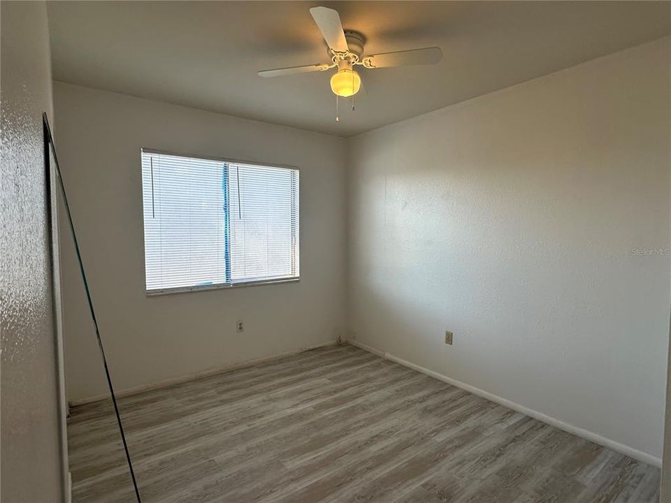 В аренду: $1,300 (2 спален, 2 ванн, 998 Квадратных фут)