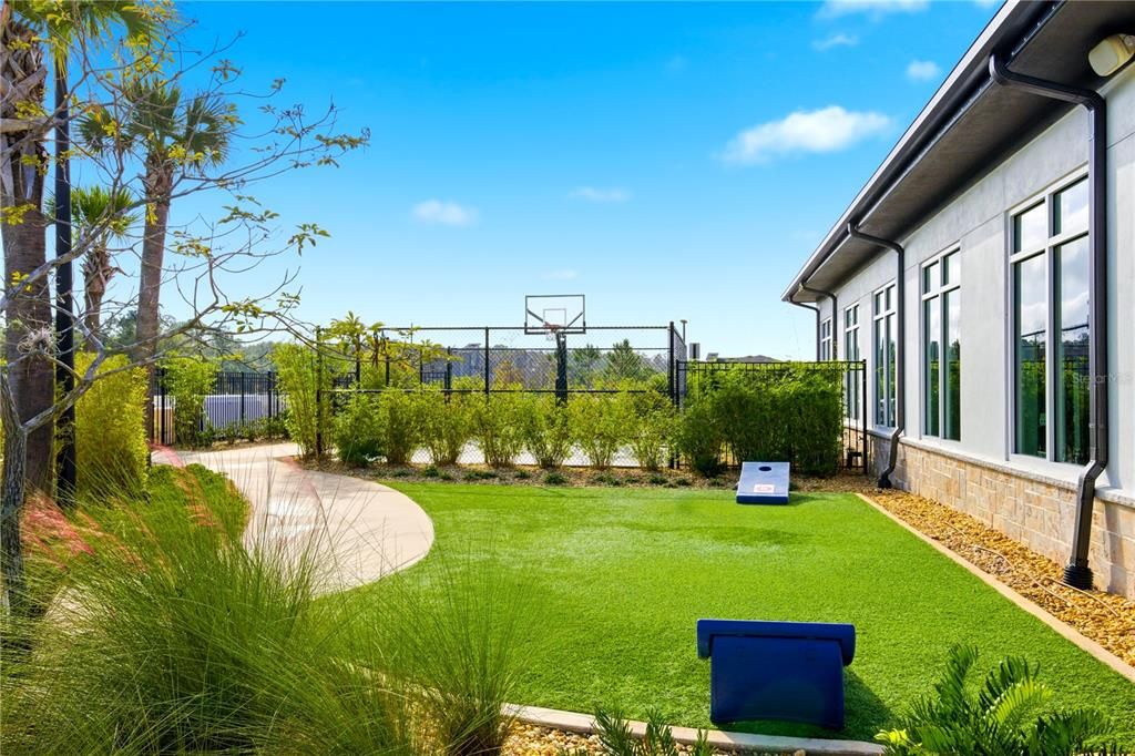 For Sale: $468,000 (4 beds, 3 baths, 1902 Square Feet)