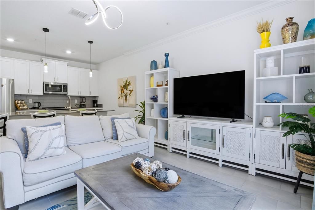 For Sale: $468,000 (4 beds, 3 baths, 1902 Square Feet)