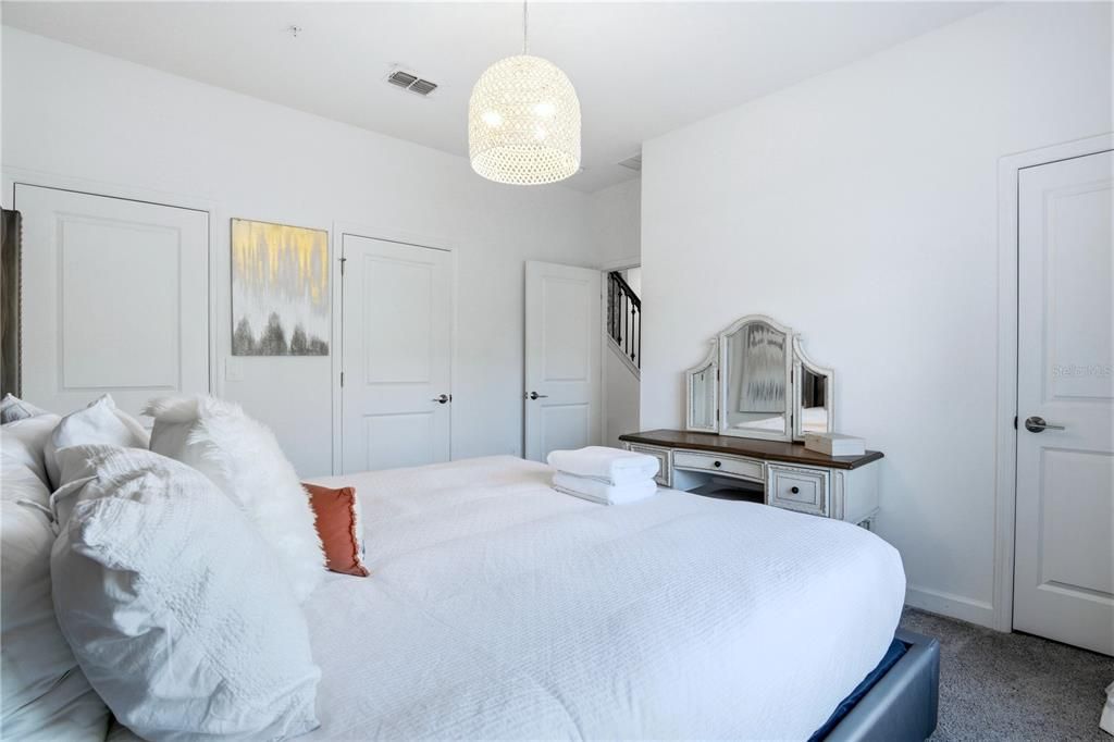 For Sale: $468,000 (4 beds, 3 baths, 1902 Square Feet)