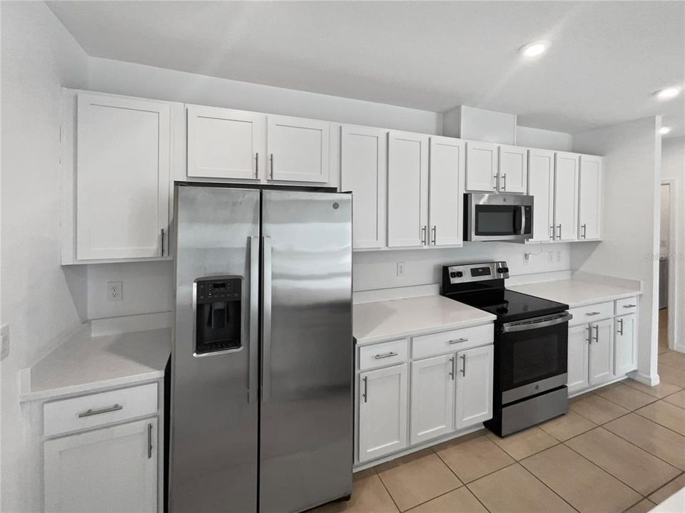 For Sale: $363,000 (4 beds, 3 baths, 2031 Square Feet)