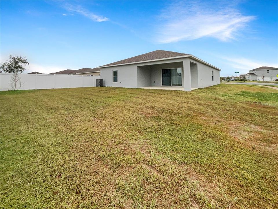 For Sale: $363,000 (4 beds, 3 baths, 2031 Square Feet)