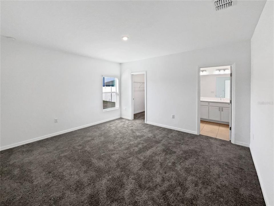 For Sale: $363,000 (4 beds, 3 baths, 2031 Square Feet)