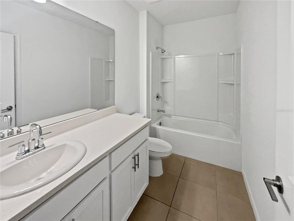 For Sale: $363,000 (4 beds, 3 baths, 2031 Square Feet)