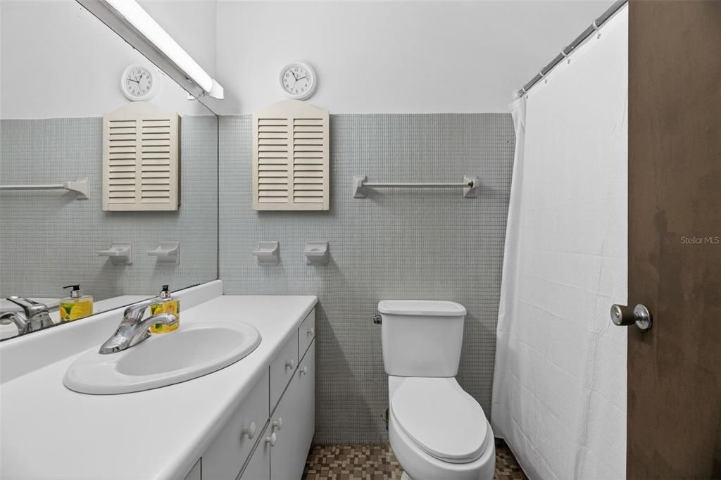 En Venta: $310,000 (3 camas, 2 baños, 1321 Pies cuadrados)