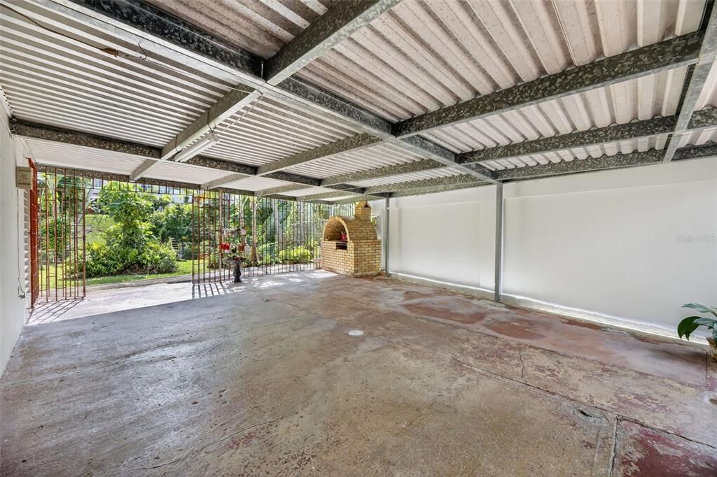 En Venta: $310,000 (3 camas, 2 baños, 1321 Pies cuadrados)