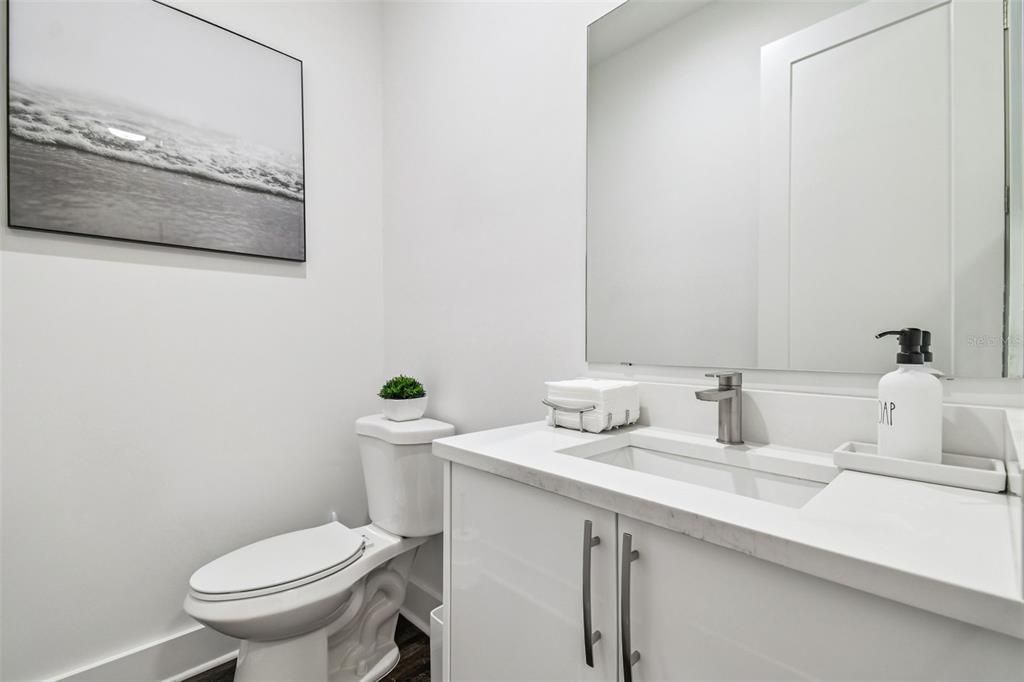 For Sale: $440,000 (4 beds, 3 baths, 2109 Square Feet)