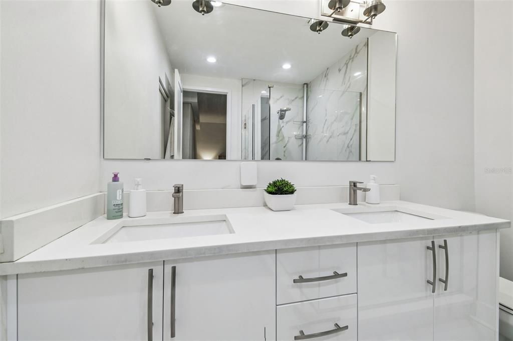 For Sale: $440,000 (4 beds, 3 baths, 2109 Square Feet)