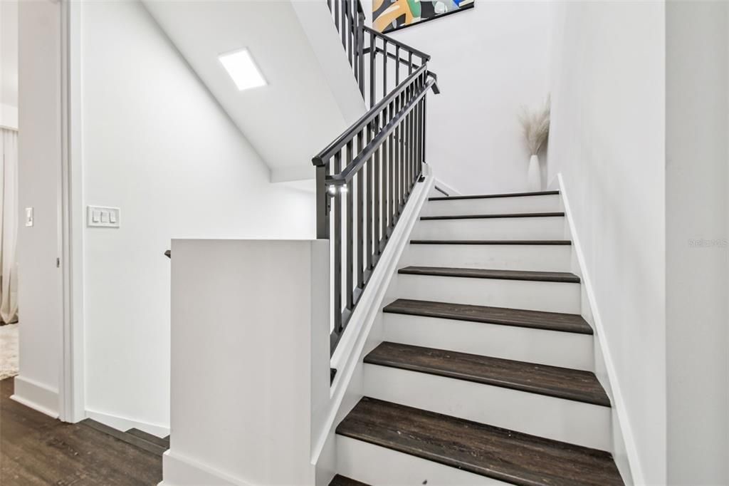 For Sale: $440,000 (4 beds, 3 baths, 2109 Square Feet)