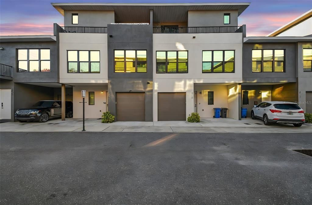 For Sale: $440,000 (4 beds, 3 baths, 2109 Square Feet)