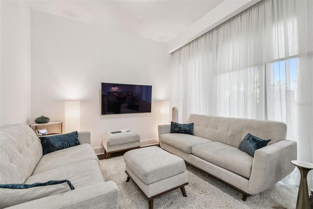 For Sale: $440,000 (4 beds, 3 baths, 2109 Square Feet)